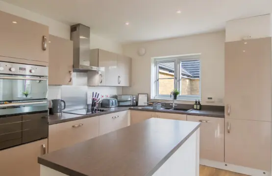 Cedars close 71